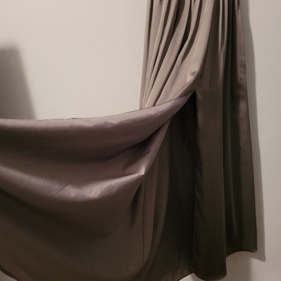 White By Vera Wang Wmns 2 Elegant Black Taupe Halter Formal Dress Evening Gown - Picture 11 of 16